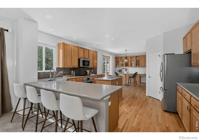 Photo 3 of Single family home for sale at 2009 Glenarbor Ct, Longmont, CO 80504 | MLS# IR1069907 | Listing updated on 2026-10-08