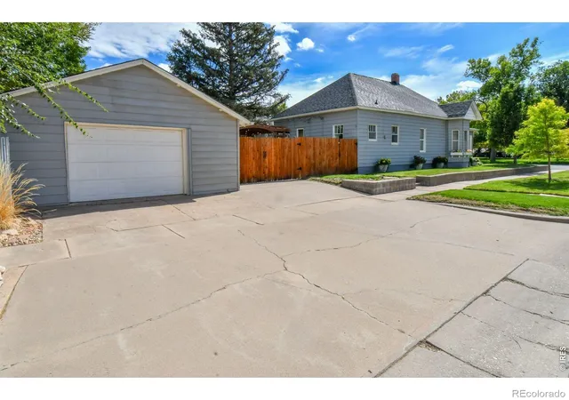 Photo 4 of Single family home for sale at 230 Elm St, Windsor, CO 80550 | MLS# IR1069911 | Listing updated on 2026-10-05