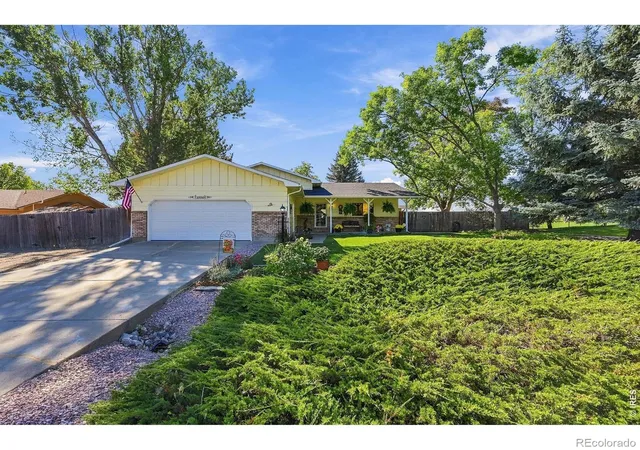 Photo 1 of Single family home for sale at 1800 Rolling View Dr, Loveland, CO 80537 | MLS# IR1069913 | Listing updated on 2026-10-06