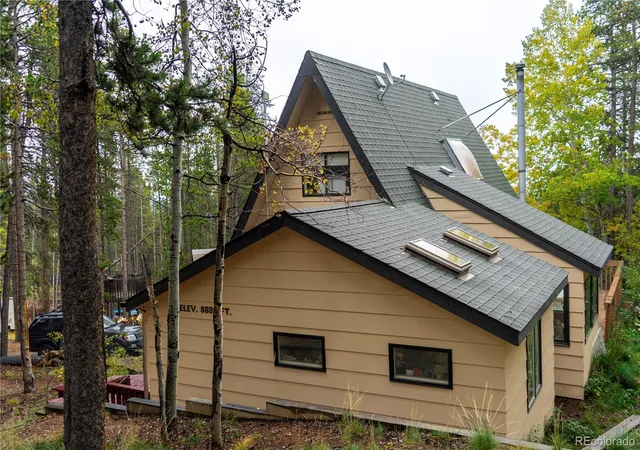Photo 1 of Single family home for sale at 240 Deer Rd, Evergreen, CO 80439 | MLS# 4573717 | Listing updated on 2026-10-03