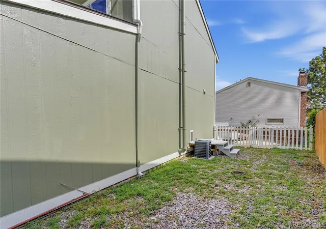 Photo 29 of Single family home for sale at 838 S Rifle Ct, Aurora, CO 80017 | MLS# 8837058 | Listing updated on 2026-10-07