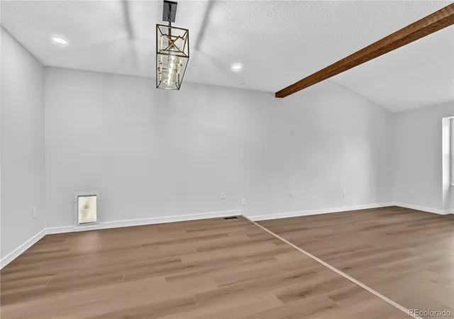 Photo 4 of Single family home for sale at 838 S Rifle Ct, Aurora, CO 80017 | MLS# 8837058 | Listing updated on 2026-10-07
