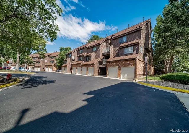 Photo 2 of Condo for sale at 834 S Vance St #F, Lakewood, CO 80226 | MLS# 9068147 | Listing updated on 2026-10-08