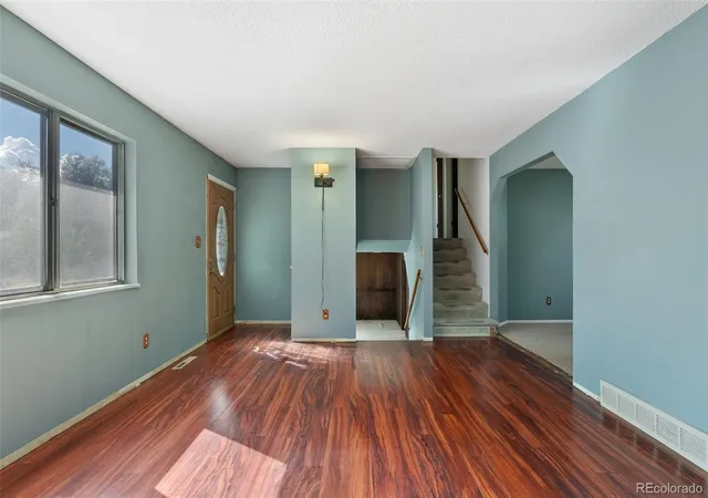 Photo 4 of Single family home for sale at 3702 Pearl Dr, Colorado Springs, CO 80918 | MLS# 8356704 | Listing updated on 2026-10-07