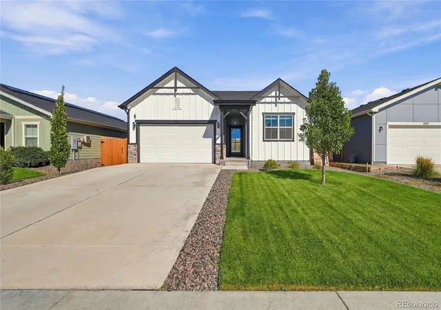 Photo 1 of Single family home for sale at 505 Bobcat Ct, Wiggins, CO 80654 | MLS# 6749177 | Listing updated on 2026-10-09