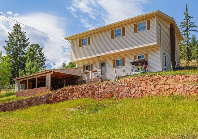 Photo 2 of Single family home for sale at 1030 Woodland Ave, Woodland Park, CO 80863 | MLS# 3429236 | Listing updated on 2026-10-02