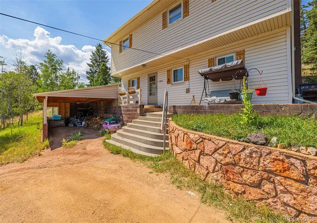 Photo 3 of Single family home for sale at 1030 Woodland Ave, Woodland Park, CO 80863 | MLS# 3429236 | Listing updated on 2026-10-02