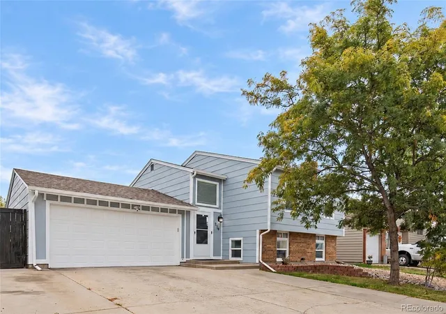 Photo 3 of Single family home for sale at 216 Jefferson Dr, Bennett, CO 80102 | MLS# 2271802 | Listing updated on 2026-10-06