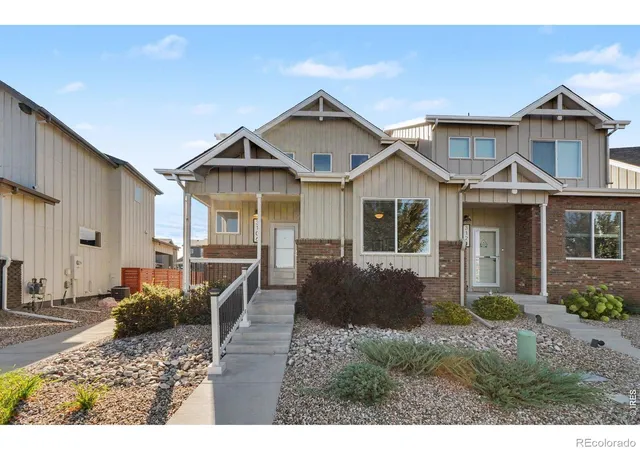 Townhouse for sale at 3106 Picasso Dr, Loveland, CO 80538 | MLS# IR1069938
