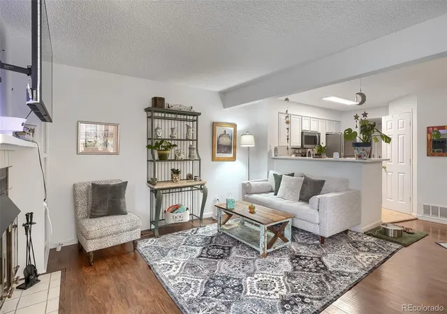 Photo 3 of Condo for sale at 980 S Dahlia St #A, Denver, CO 80246 | MLS# 4396161 | Listing updated on 2026-10-03