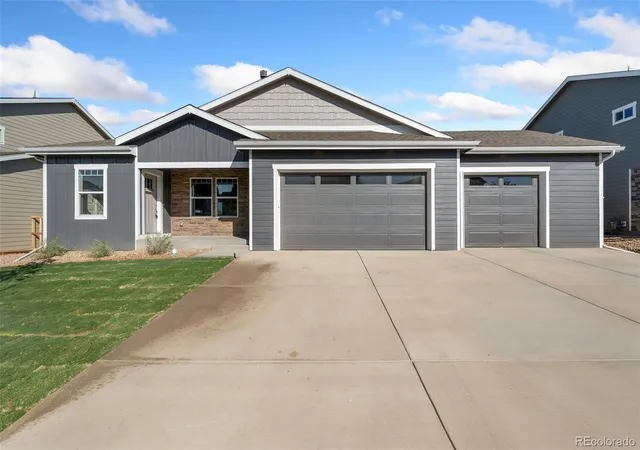 Photo 2 of Single family home for sale at 9048 Harlequin Cir, Longmont, CO 80504 | MLS# 2959308 | Listing updated on 2026-10-08