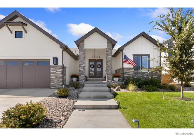 Photo 3 of Single family home for sale at 812 Canoe Birch Dr, Windsor, CO 80550 | MLS# IR1069945 | Listing updated on 2026-10-05