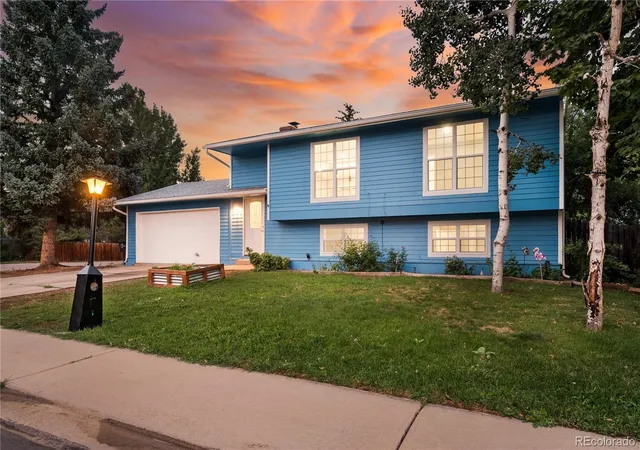 Photo 4 of Single family home for sale at 2244 Grant St, Longmont, CO 80501 | MLS# 3112800 | Listing updated on 2026-10-03
