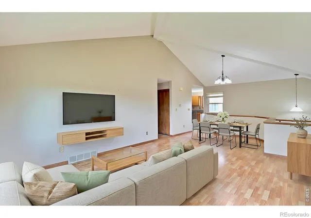 Photo 3 of Townhouse for sale at 1752 Glenmeadows Dr, Greeley, CO 80631 | MLS# IR1069952 | Listing updated on 2026-10-07