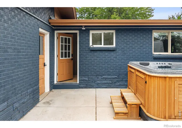 Photo 4 of Single family home for sale at 7610 W 24th Avenue, Lakewood, CO 80214 | MLS# IR1069957 | Listing updated on 2026-10-03