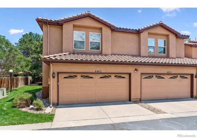 Townhouse for sale at 4442 S Auckland Ct, Aurora, CO 80015 | MLS# IR1069958