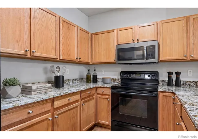 Photo 4 of Townhouse for sale at 4442 S Auckland Ct, Aurora, CO 80015 | MLS# IR1069958 | Listing updated on 2026-10-02