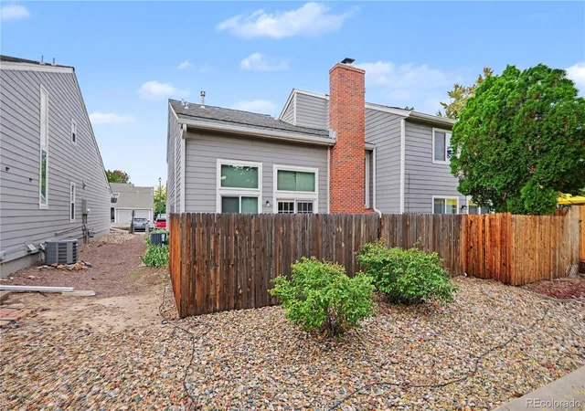 Photo 3 of Townhouse for sale at 2904 S Scranton St, Aurora, CO 80014 | MLS# 8988844 | Listing updated on 2026-10-03