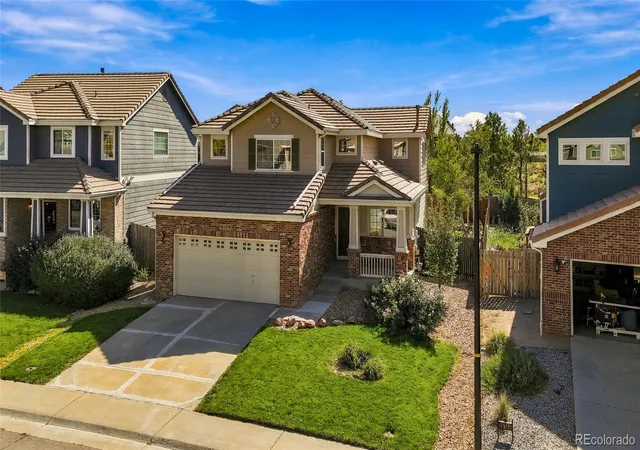 Photo 2 of Single family home for sale at 16154 E Hinsdale Ave, Aurora, CO 80016 | MLS# 6841546 | Listing updated on 2026-10-09