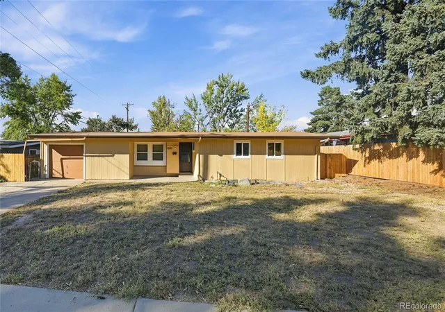 Photo 1 of Single family home for sale at 1631 W Prentice Ave, Littleton, CO 80120 | MLS# 5389950 | Listing updated on 2026-10-09