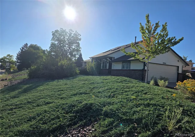 Photo 3 of Single family home for sale at 9992 W Florida Ave, Lakewood, CO 80232 | MLS# 2066053 | Listing updated on 2026-10-08