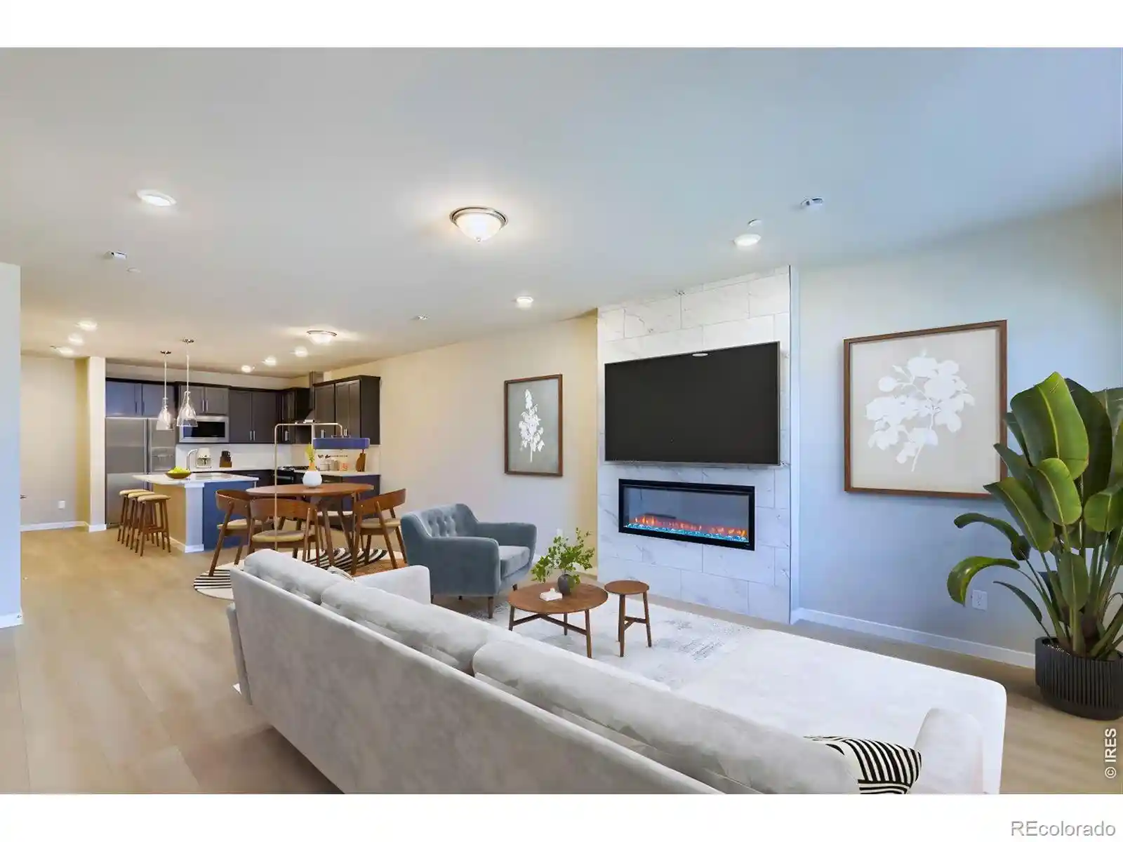 Photo 3 of Townhouse for sale at 2846 Bear Springs Cir, Longmont, CO 80503 | MLS# IR1069972 | Listing updated on 2026-10-25