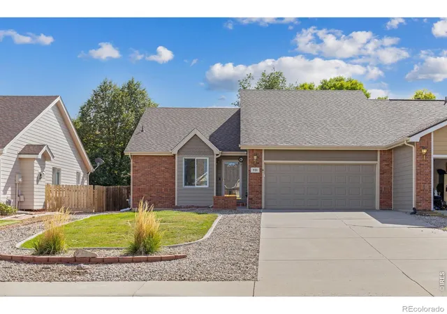 Photo 3 of Townhouse for sale at 910 N 4th Street, Johnstown, CO 80534 | MLS# IR1069975 | Listing updated on 2026-10-06