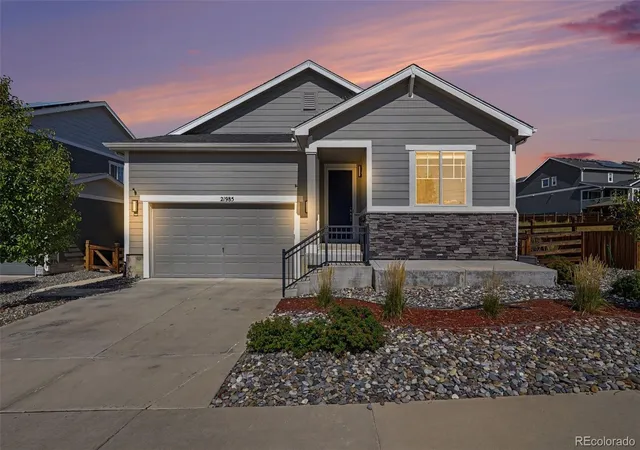 Photo 1 of Single family home for sale at 21985 E Tufts Cir, Aurora, CO 80015 | MLS# 5327463 | Listing updated on 2026-10-24