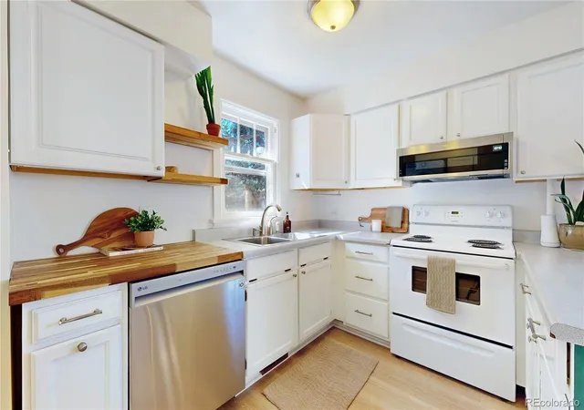 Photo 3 of Single family home for sale at 2810 S Bryant St, Denver, CO 80236 | MLS# 7578480 | Listing updated on 2026-10-08