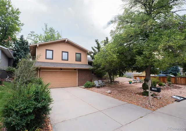 Photo 1 of Single family home for sale at 11996 E Oregon Cir, Aurora, CO 80012 | MLS# 2798799 | Listing updated on 2026-10-08