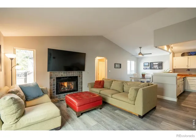 Photo 3 of Single family home for sale at 1612 Feltham Pl, Longmont, CO 80501 | MLS# IR1069985 | Listing updated on 2026-10-09