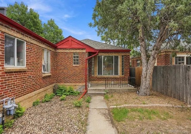 Photo 4 of House for sale at 1542 Wabash St, Denver, CO 80220 | MLS# 9880798 | Listing updated on 2026-10-22