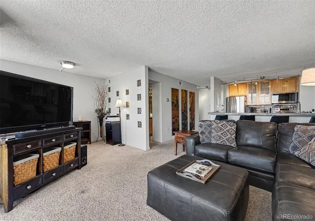Photo 4 of Condo for sale at 1020 15th Street #33A, Denver, CO 80202 | MLS# 4547524 | Listing updated on 2026-10-03