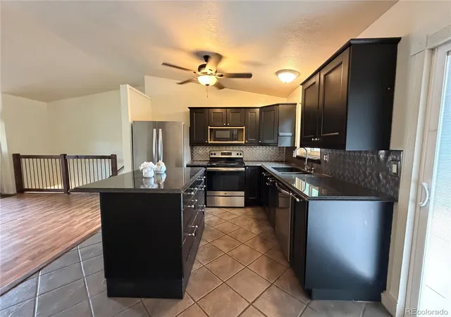 Photo 3 of Single family home for sale at 3815 S Pitkin Cir, Aurora, CO 80013 | MLS# 5040454 | Listing updated on 2026-10-03
