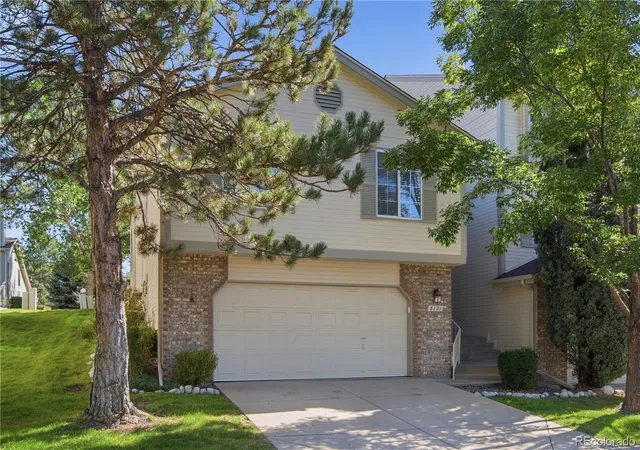 Photo 2 of Townhouse for sale at 8121 S Humboldt Cir, Centennial, CO 80122 | MLS# 6274383 | Listing updated on 2026-10-08