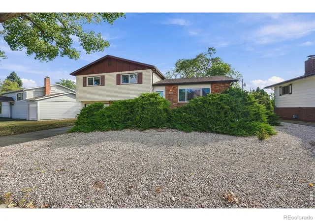 Photo 1 of Single family home for sale at 2404 N Van Buren Ave, Loveland, CO 80538 | MLS# IR1070011 | Listing updated on 2026-10-06