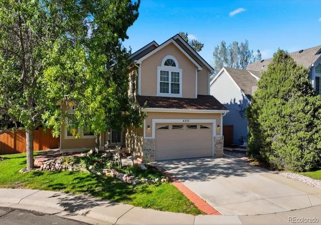 Photo 2 of Single family home for sale at 4337 W Deertrail Ct, Castle Rock, CO 80109 | MLS# 2956712 | Listing updated on 2026-10-06