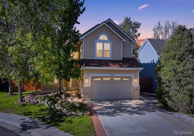Photo 3 of Single family home for sale at 4337 W Deertrail Ct, Castle Rock, CO 80109 | MLS# 2956712 | Listing updated on 2026-10-06