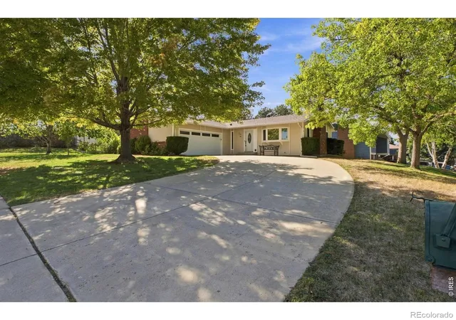 Photo 1 of Single family home for sale at 1 Texas Ln, Longmont, CO 80501 | MLS# IR1070015 | Listing updated on 2026-10-08