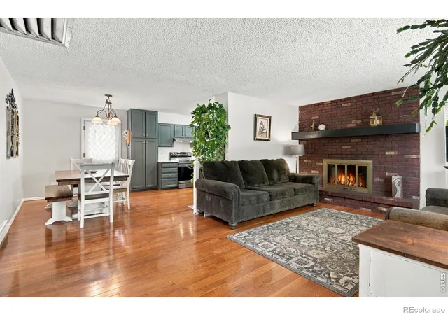 Photo 4 of Single family home for sale at 1 Texas Ln, Longmont, CO 80501 | MLS# IR1070015 | Listing updated on 2026-10-08
