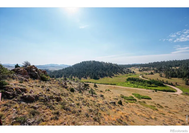 Photo 3 of Single family home for sale at 23 E Quandary Ct, Livermore, CO 80536 | MLS# IR1070016 | Listing updated on 2026-10-04