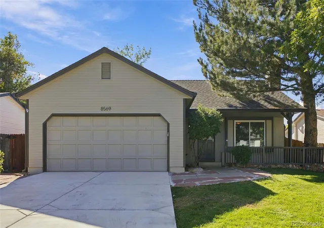 Photo 2 of Single family home for sale at 8569 Angela Ln, Parker, CO 80134 | MLS# 1740655 | Listing updated on 2026-10-07