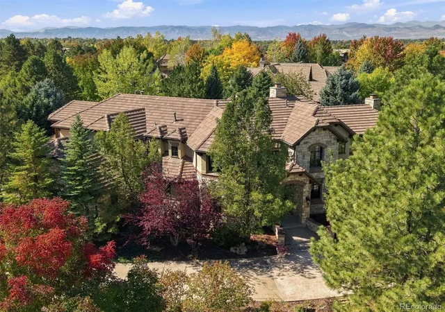 Photo 3 of Mansion for sale at 4320 E Linden Cir, Greenwood Village, CO 80121 | MLS# 7000913 | Listing updated on 2026-10-09