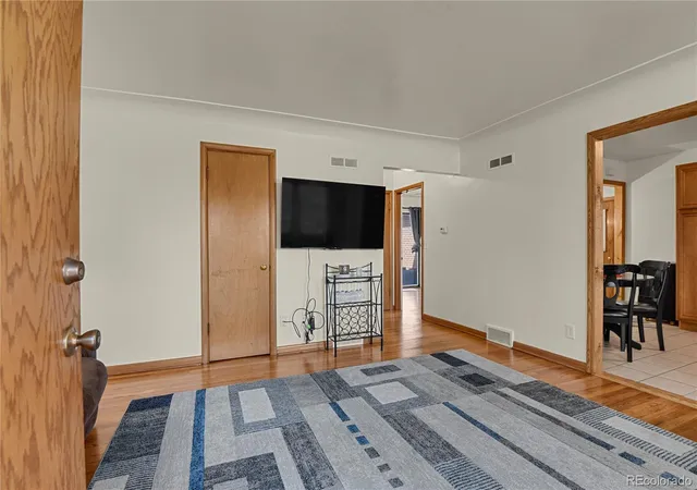 Photo 3 of Single family home for sale at 2371 Joliet St, Aurora, CO 80010 | MLS# 6081912 | Listing updated on 2026-10-08