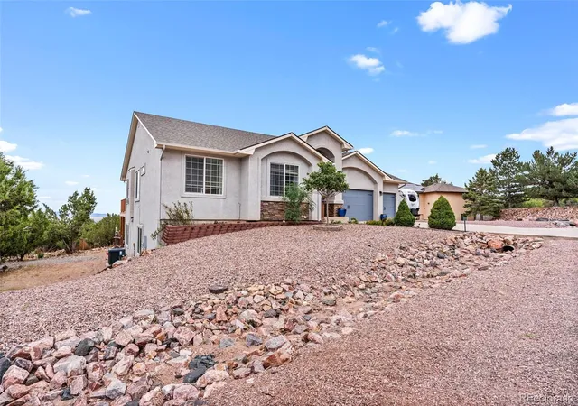 Photo 2 of Single family home for sale at 144 Eagle Crst Loop, Canon City, CO 81212 | MLS# 3631060 | Listing updated on 2026-10-09