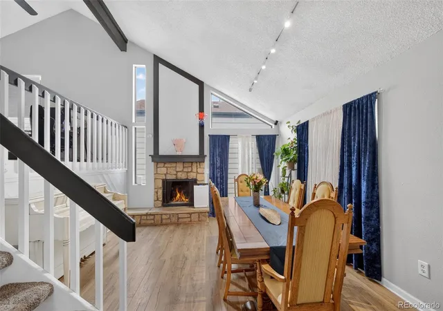 Photo 2 of Single family home for sale at 960 S Zeno Way, Aurora, CO 80017 | MLS# 5941753 | Listing updated on 2026-10-05
