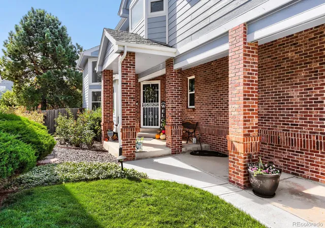 Photo 2 of Single family home for sale at 2350 E Nichols Pl, Centennial, CO 80122 | MLS# 2860710 | Listing updated on 2026-10-08