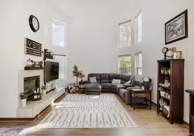 Photo 3 of Single family home for sale at 2350 E Nichols Pl, Centennial, CO 80122 | MLS# 2860710 | Listing updated on 2026-10-08