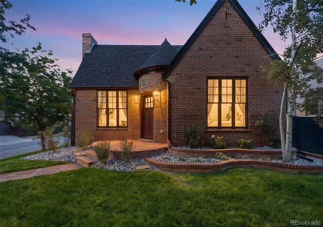Single family home for sale at 1000 Bonnie Brae Blvd, Denver, CO 80209 | MLS# 8253845