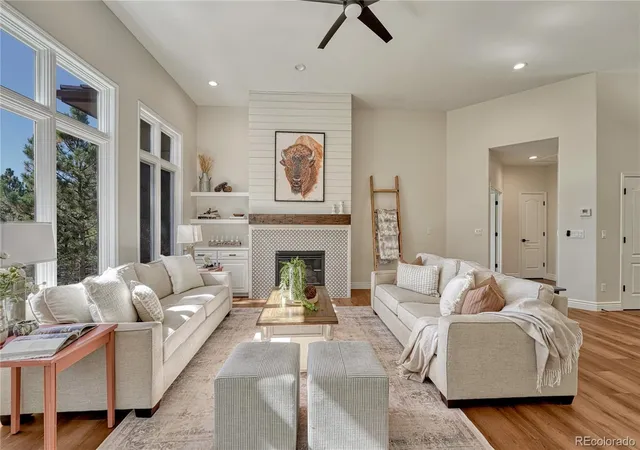 Photo 4 of Single family home for sale at 17180 Colonial Park Dr, Monument, CO 80132 | MLS# 9820175 | Listing updated on 2026-10-08